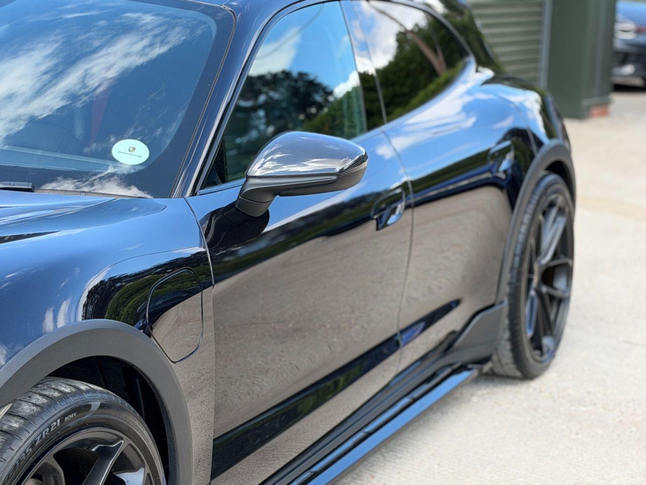 Porsche Taycan view 14