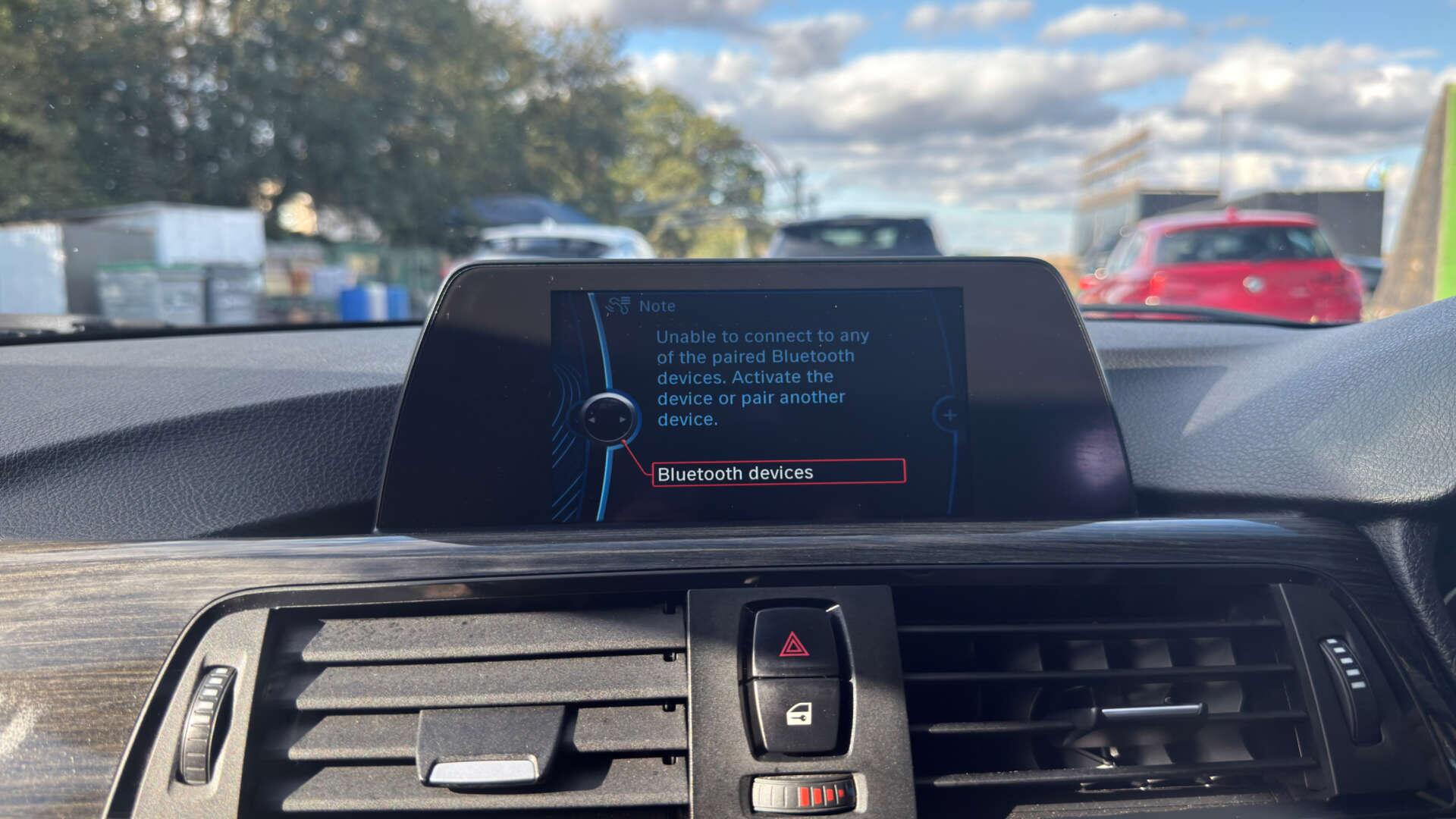 BMW 3 Series view 27