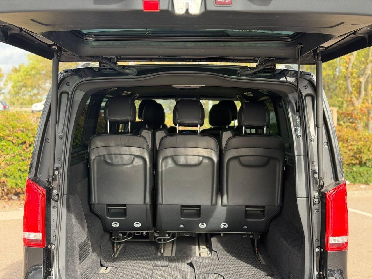 Mercedes-Benz Eqv view 73