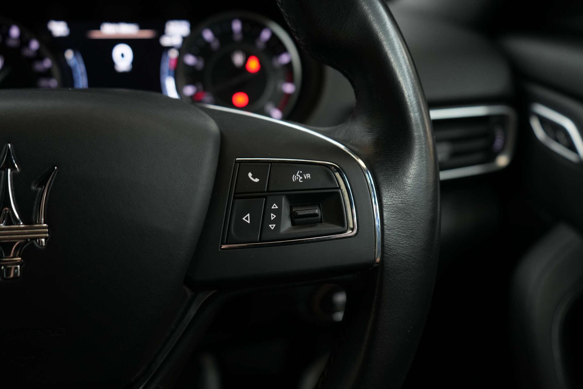 Maserati Levante view 43