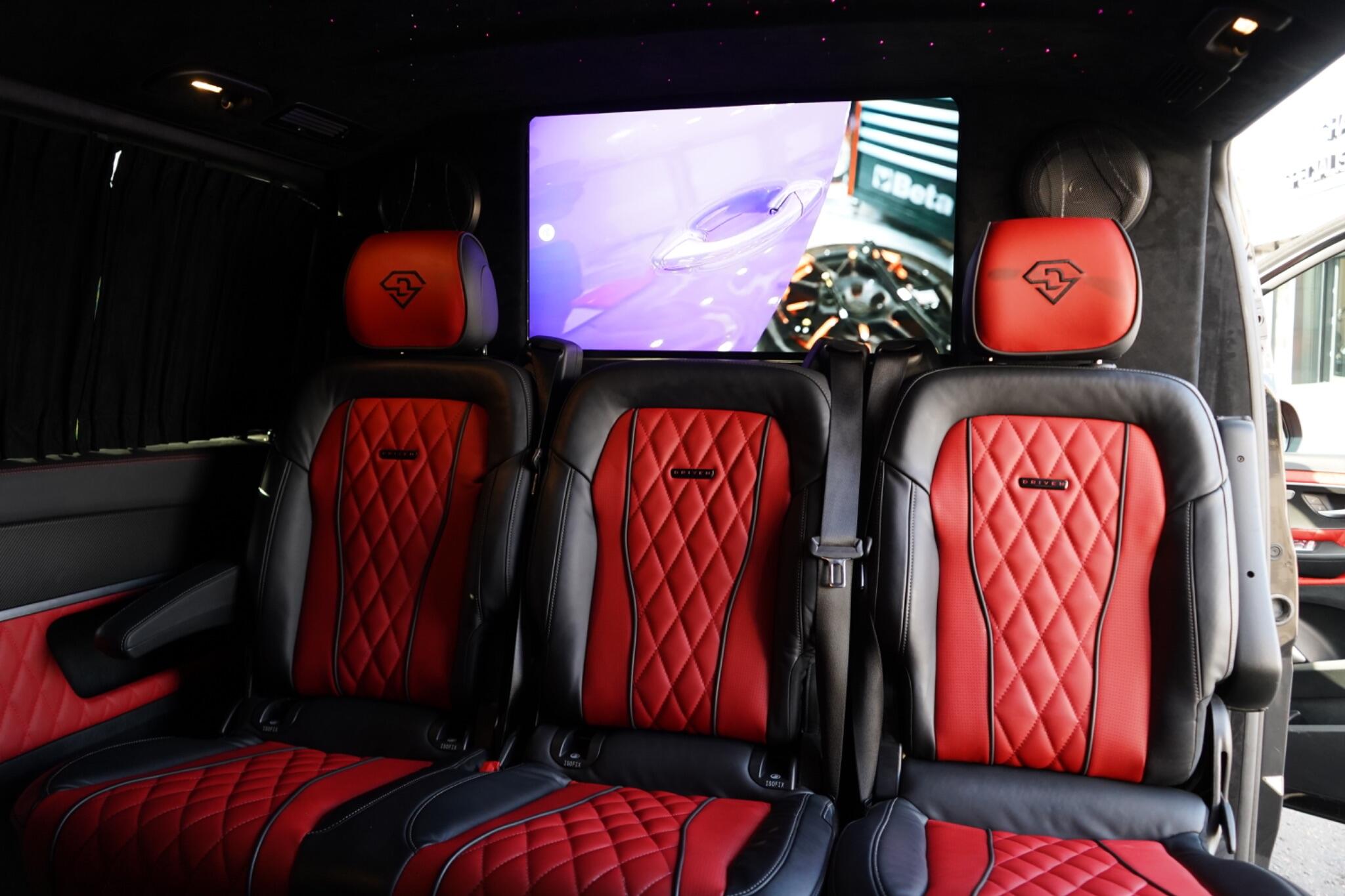 Mercedes-Benz V-Class view 23