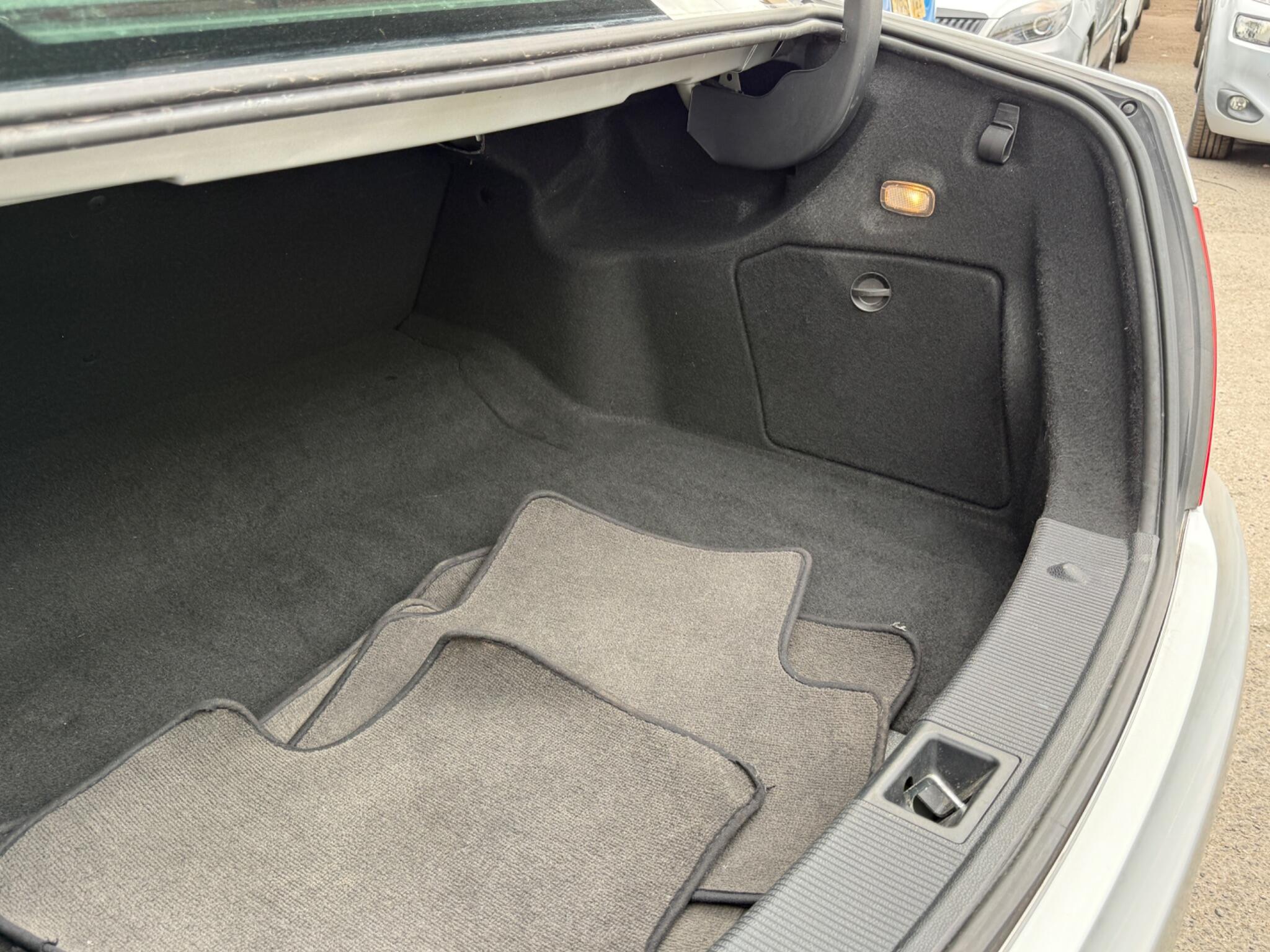 Mercedes-Benz C Class - Image 40