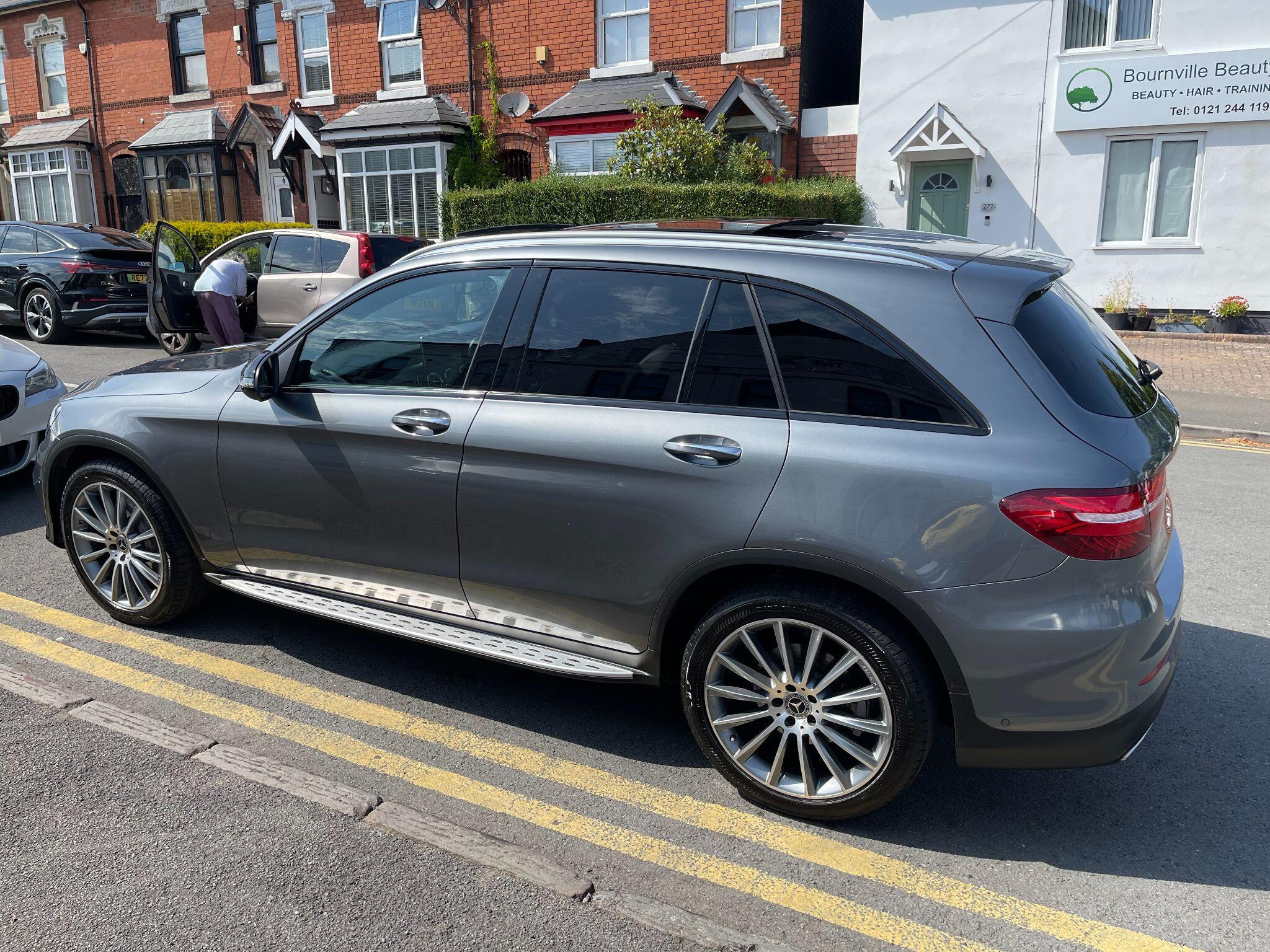Mercedes-Benz GLC view 22