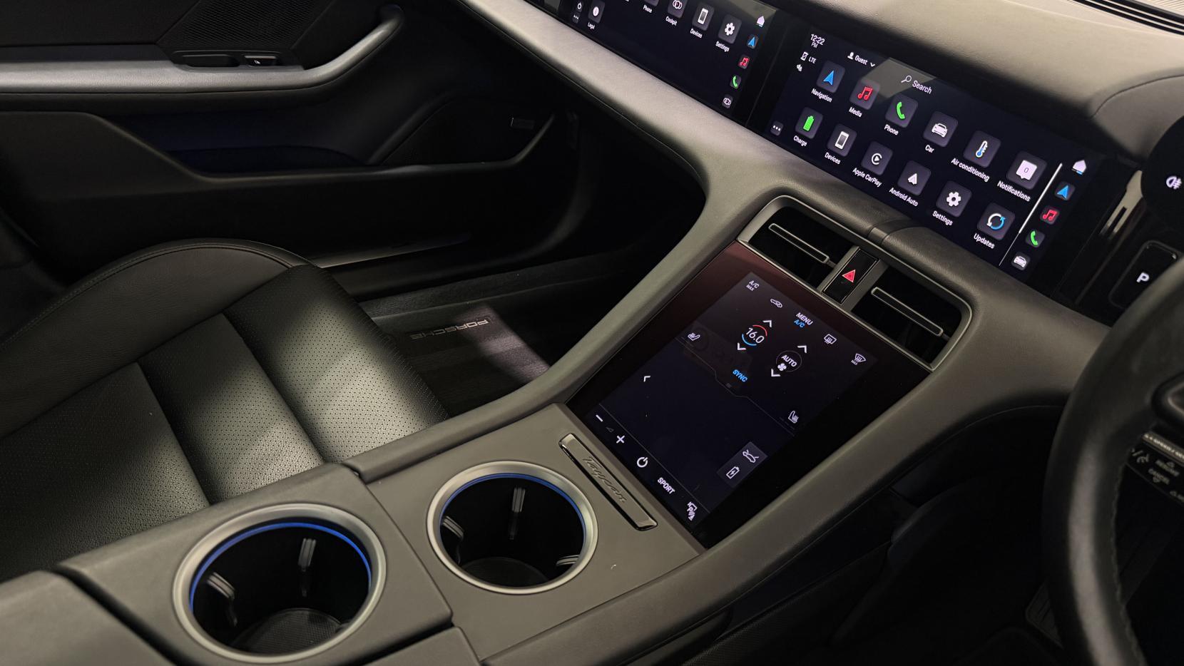 Porsche Taycan view 22
