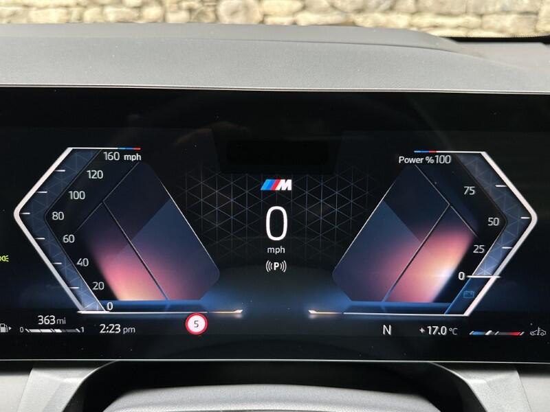 BMW X3 view 9