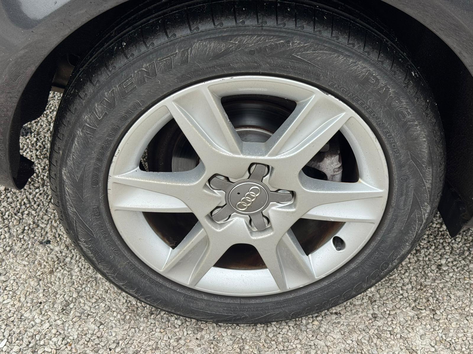 2010 Audi A3 image 26