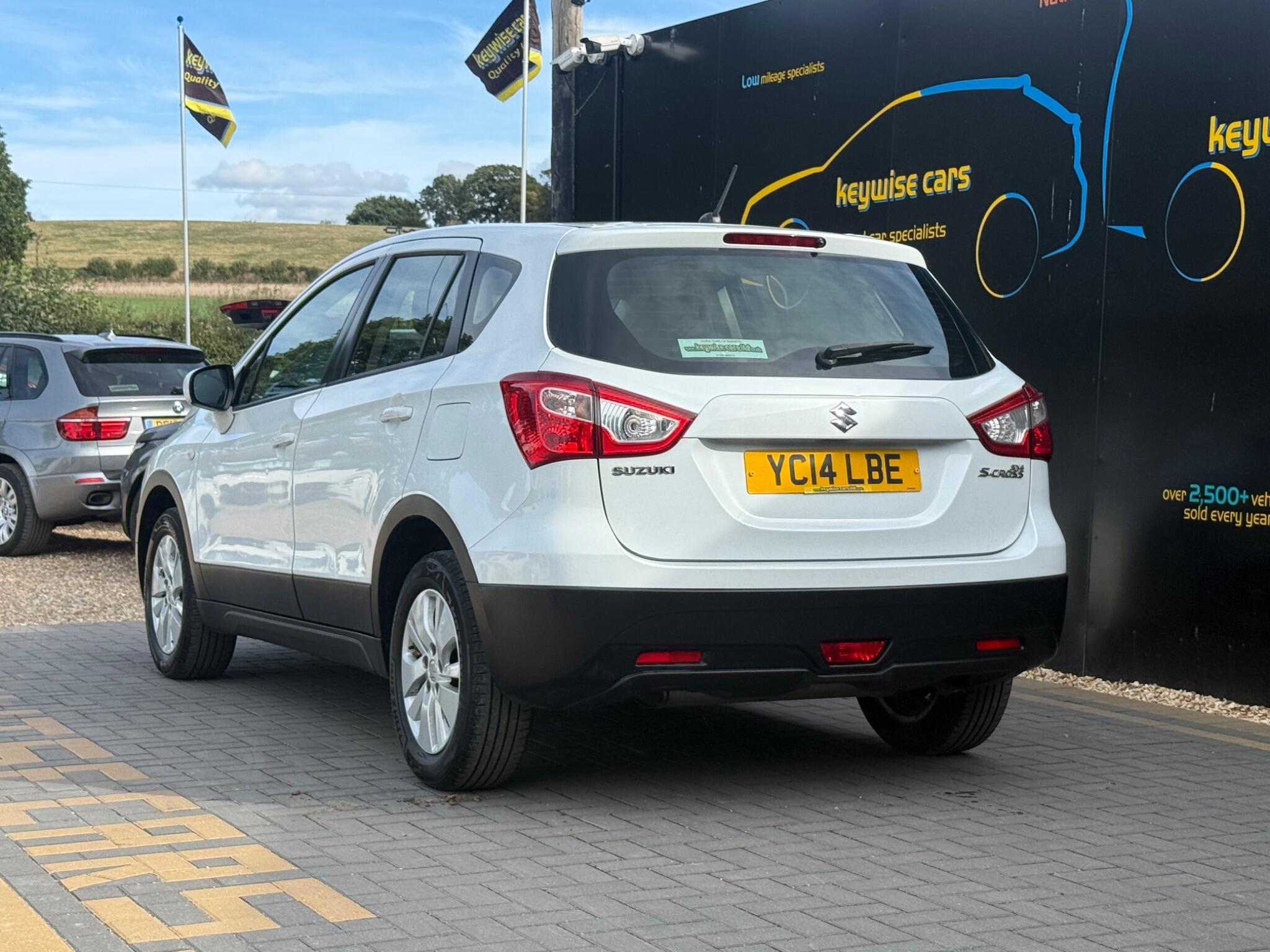 Suzuki SX4 S-Cross view 3