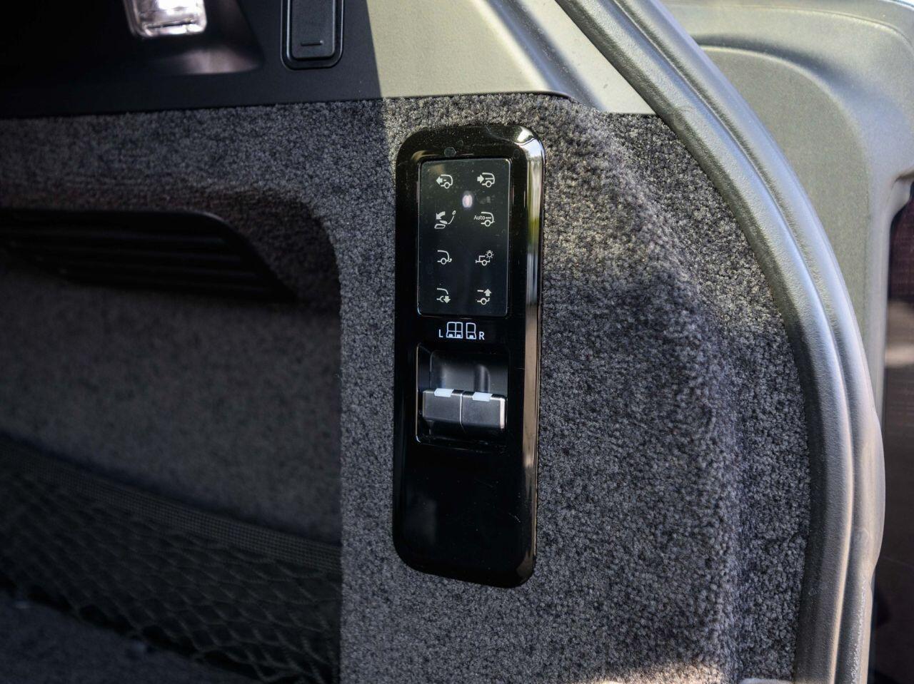 Land Rover Range Rover view 20