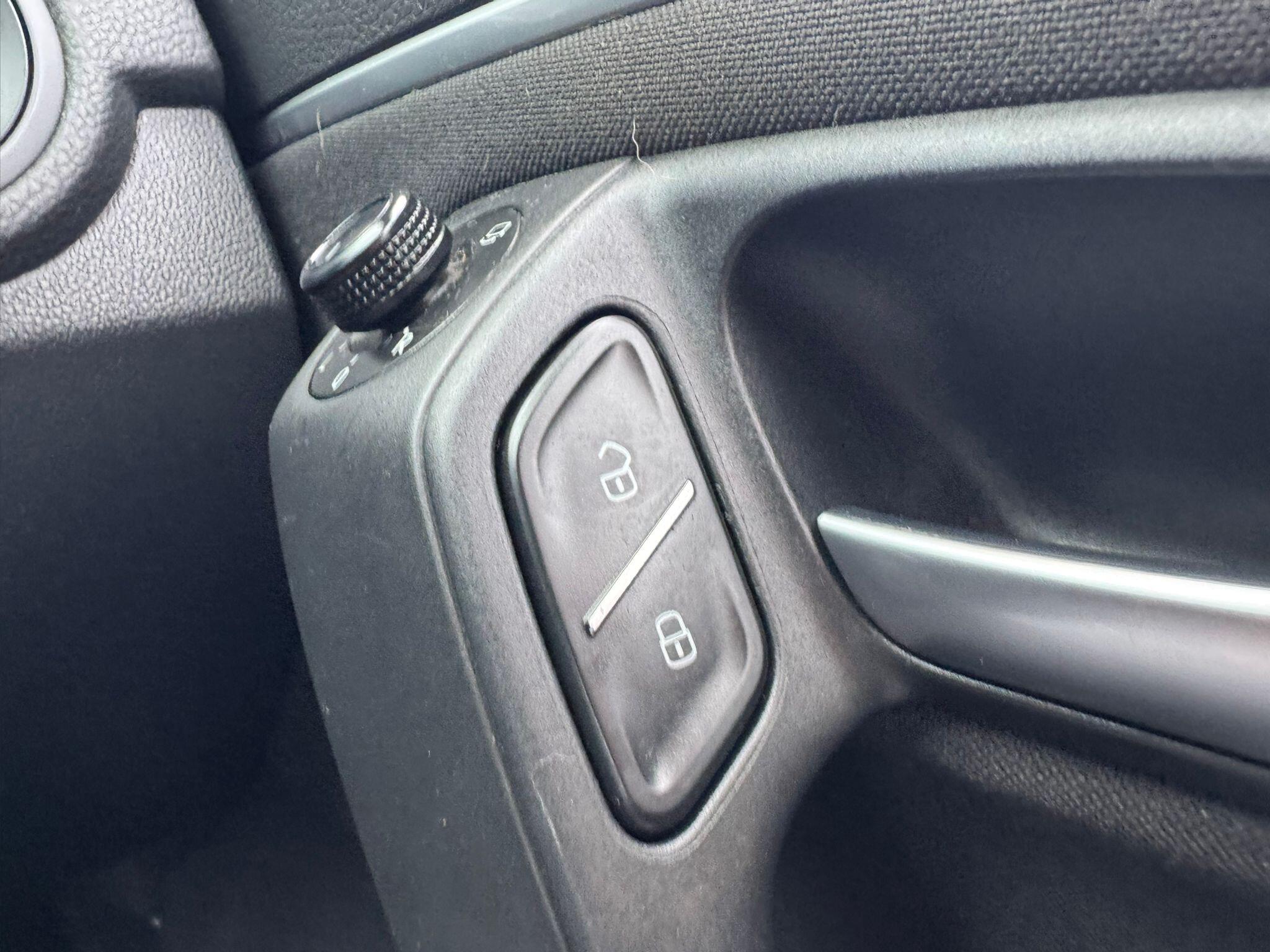 Volkswagen Polo view 49