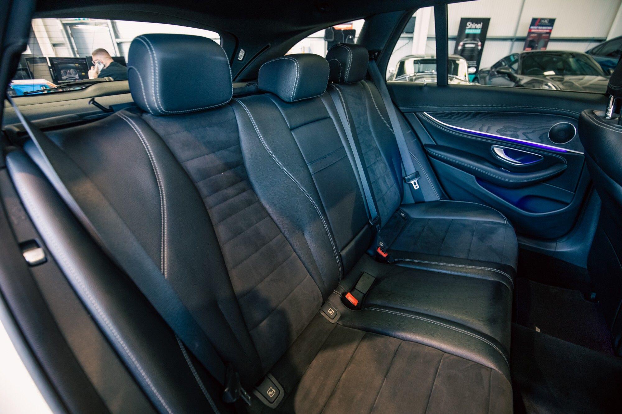 Mercedes-Benz E-Class view 9