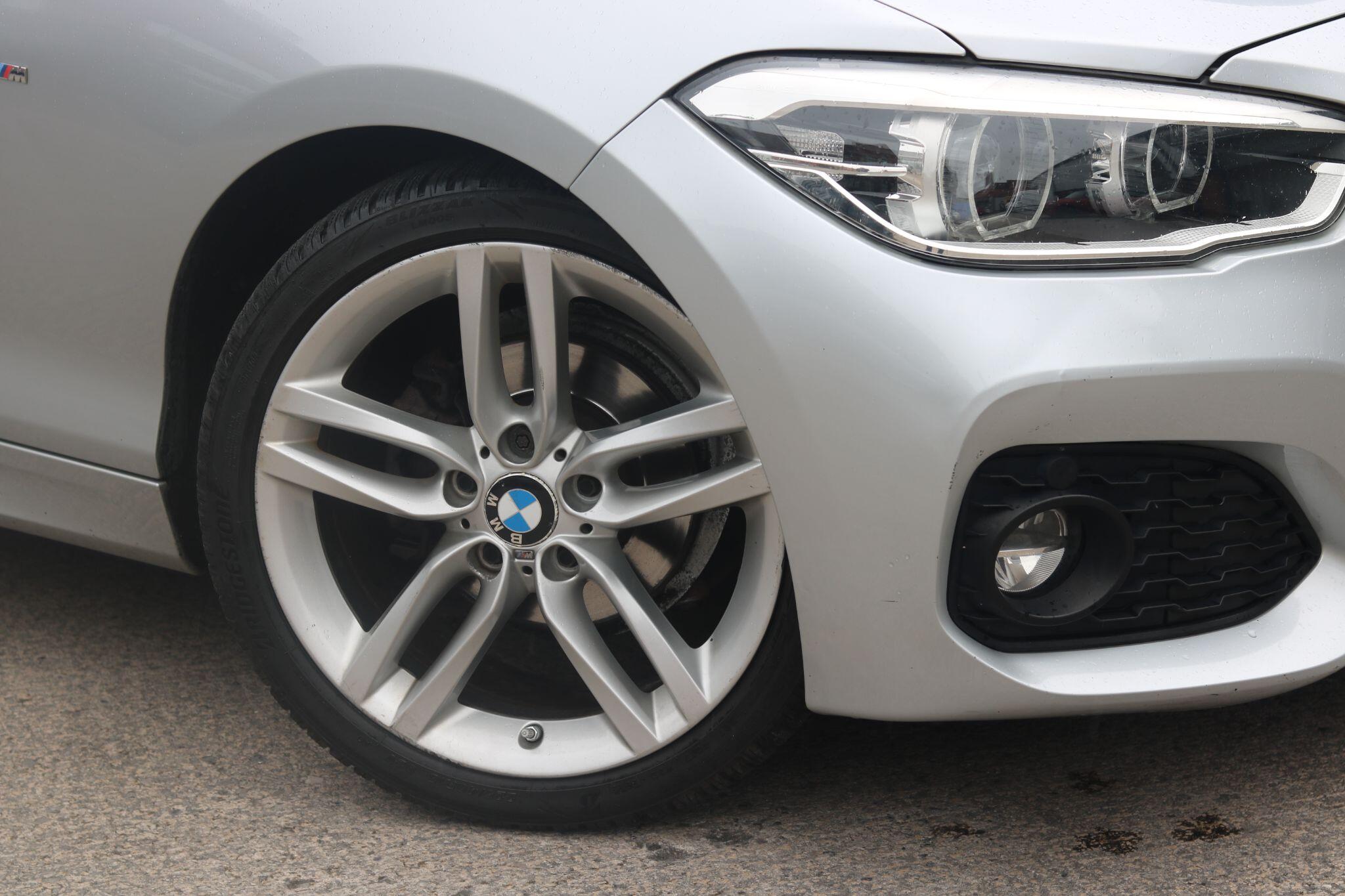 BMW 1 Series view 7