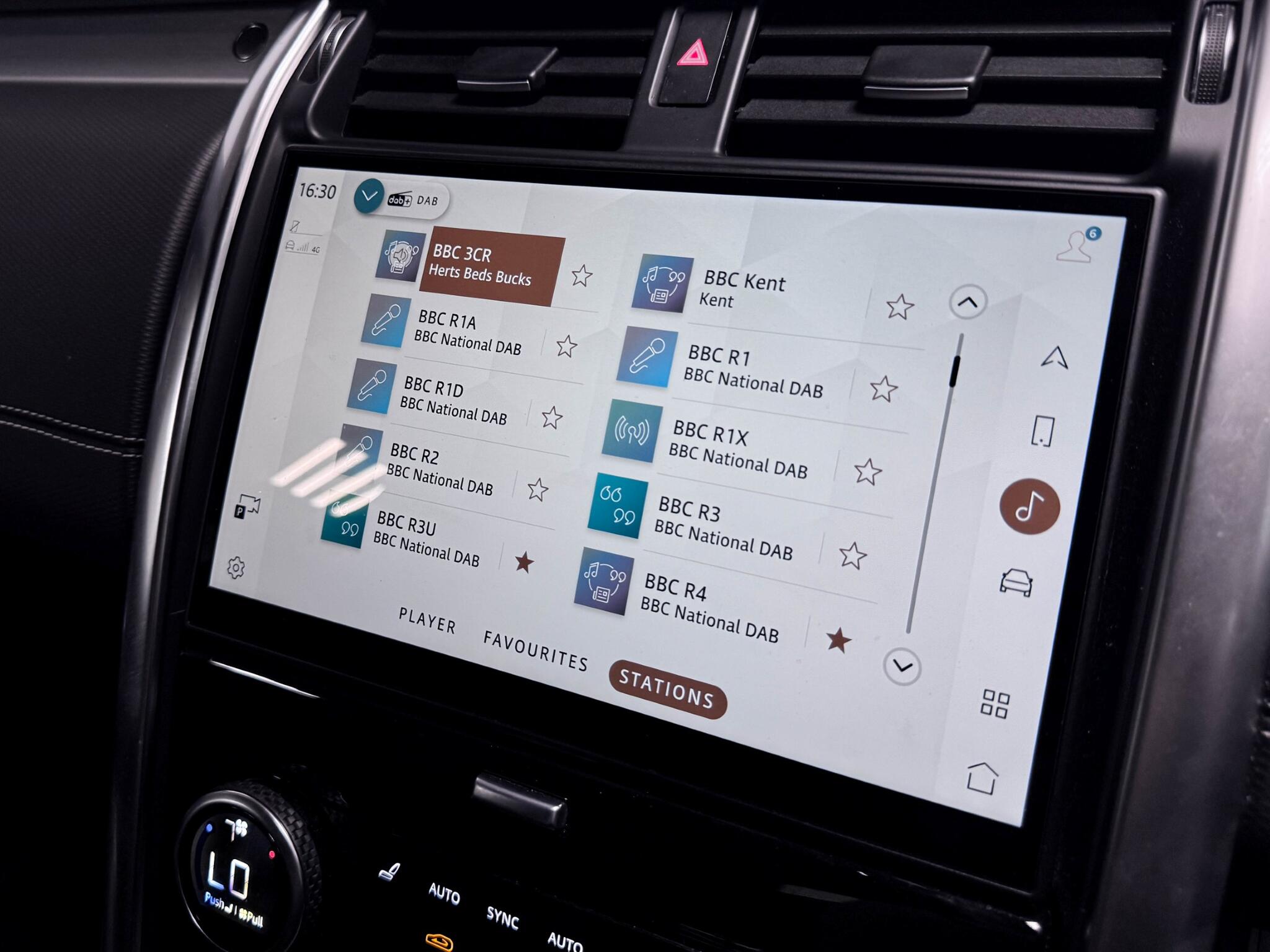 Land Rover Discovery view 47
