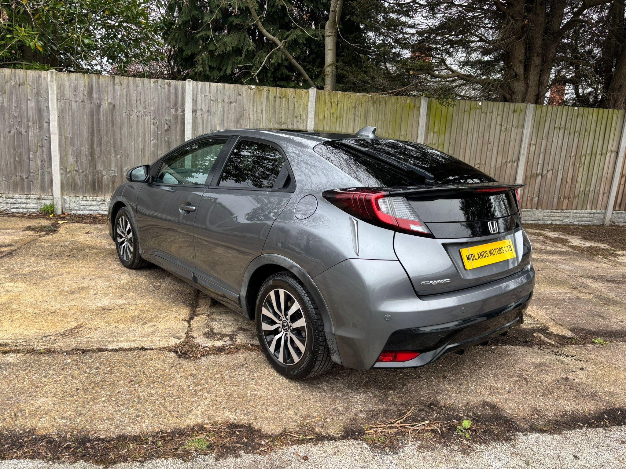Honda Civic view 8