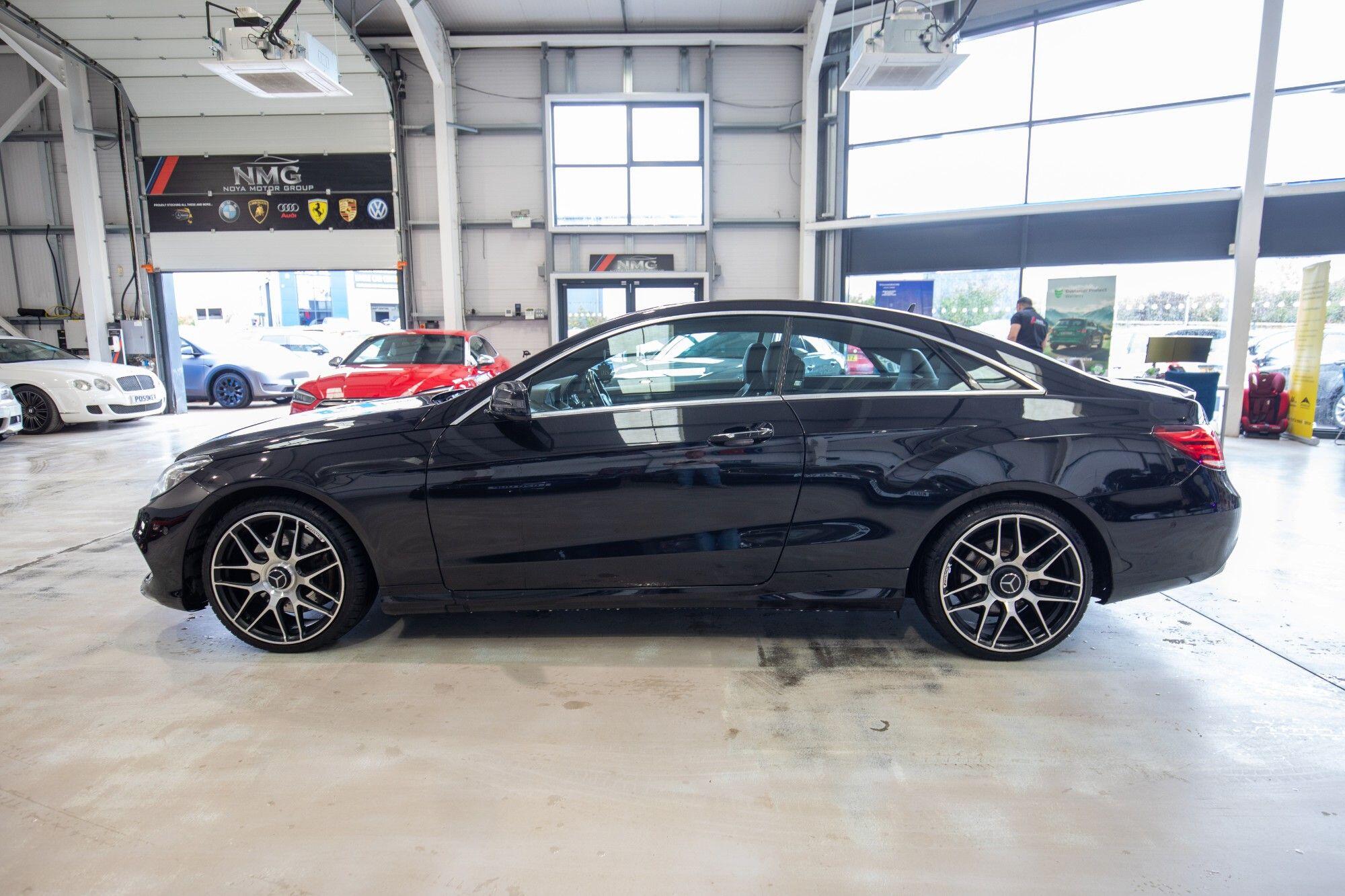 Mercedes-Benz E-Class view 32