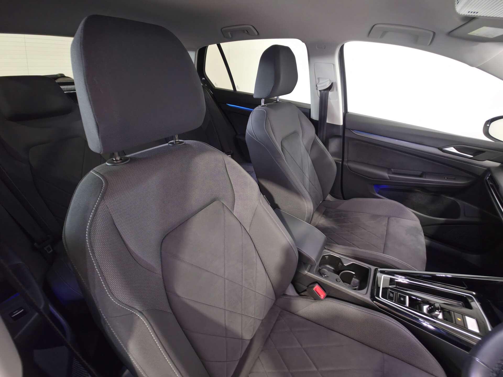 Volkswagen Golf view 15
