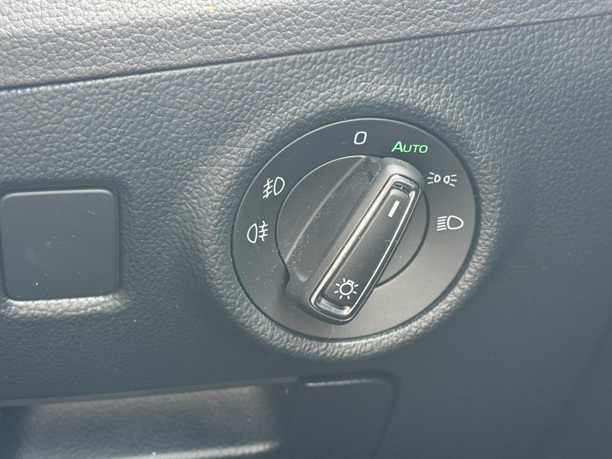 Skoda Superb view 24