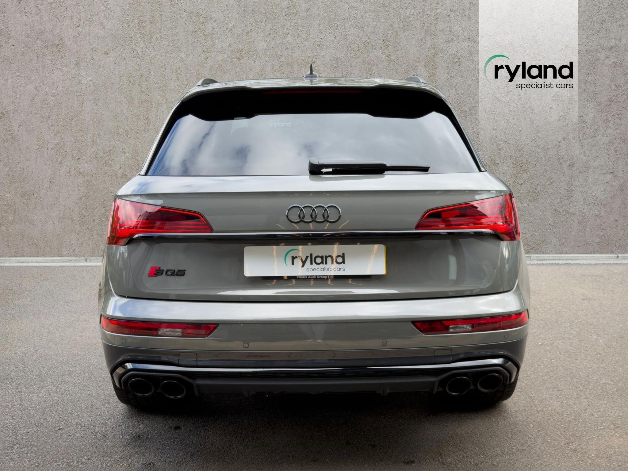 Audi Audi SQ5 view 8