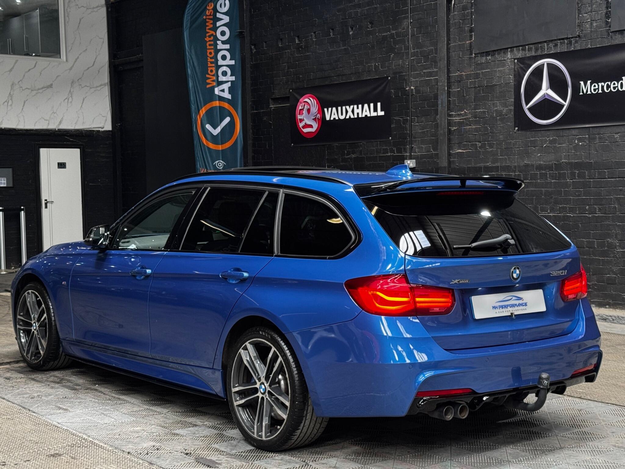 BMW 3 Series view 66