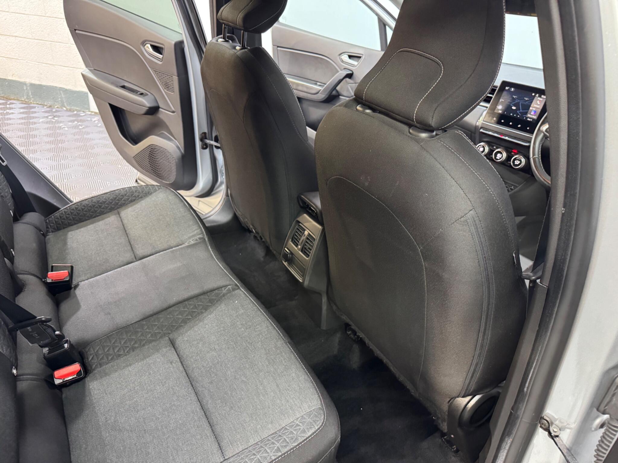 Renault Captur view 22