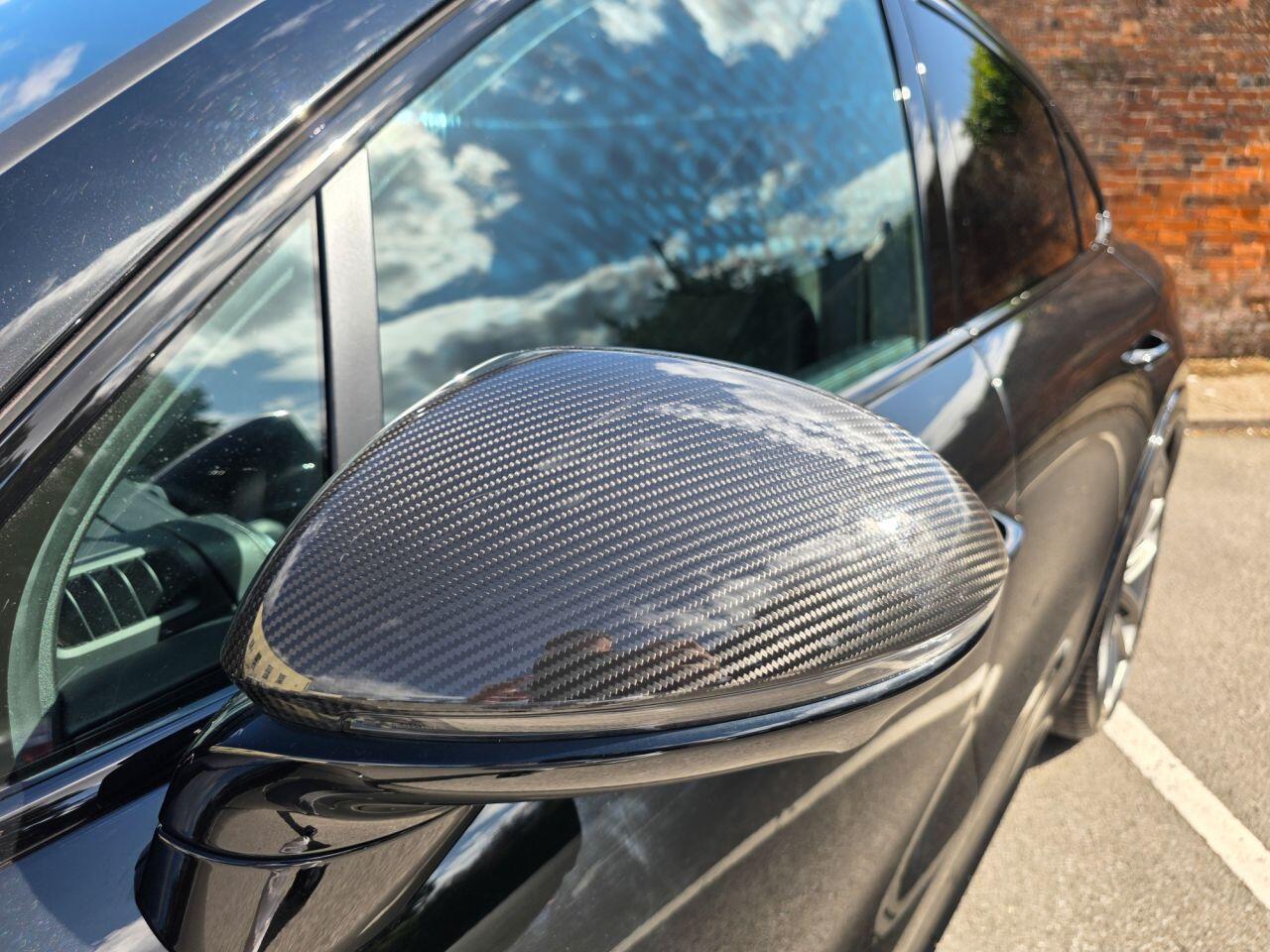 Porsche Cayenne view 26
