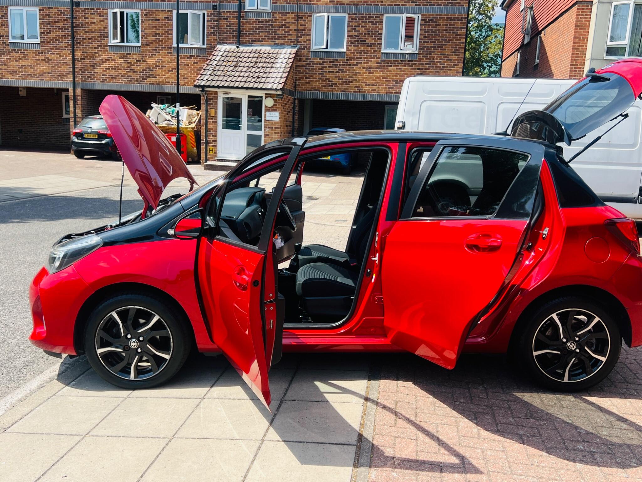 Toyota Yaris view 6
