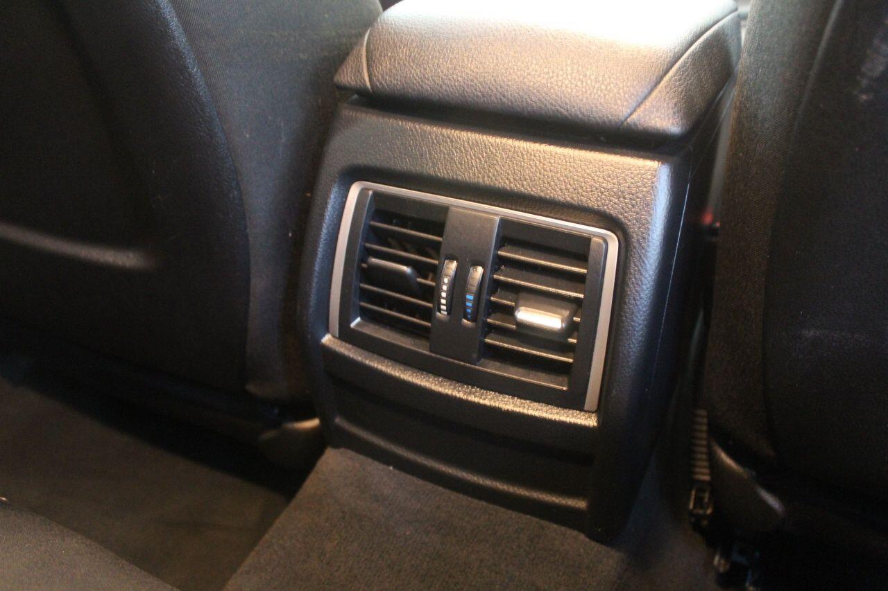 BMW 3 Series view 53
