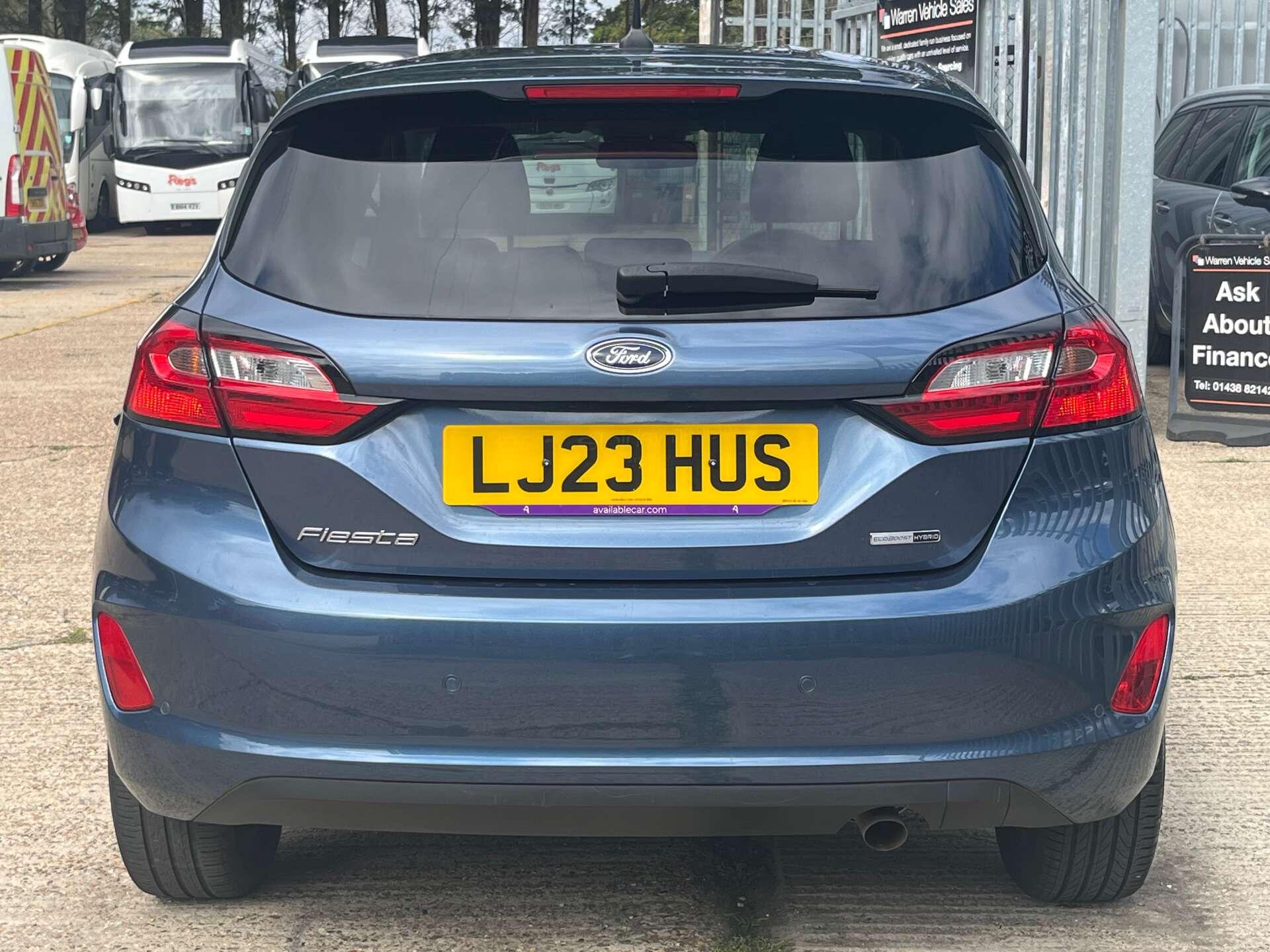 Ford Fiesta view 9
