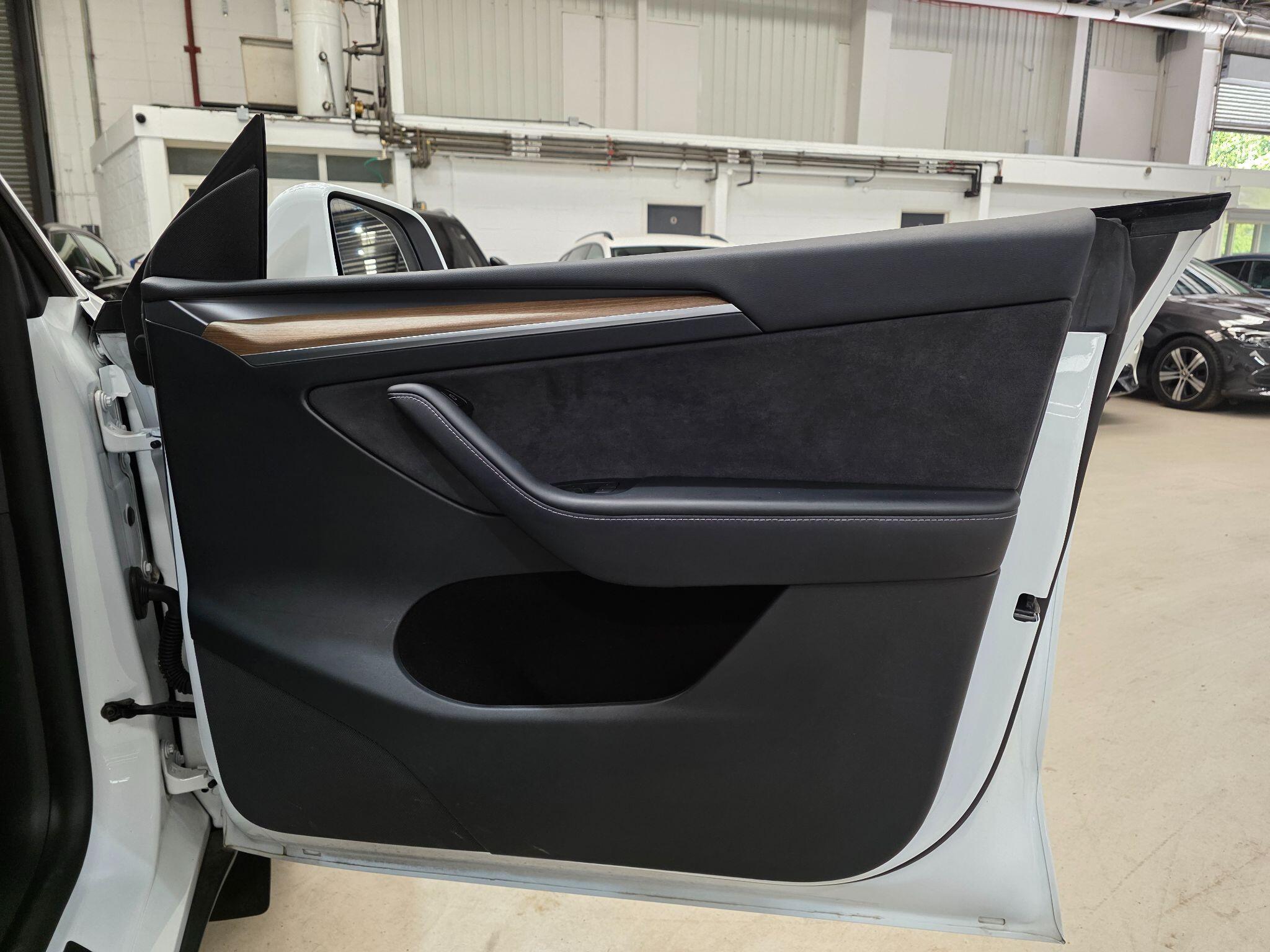Tesla Model Y view 16