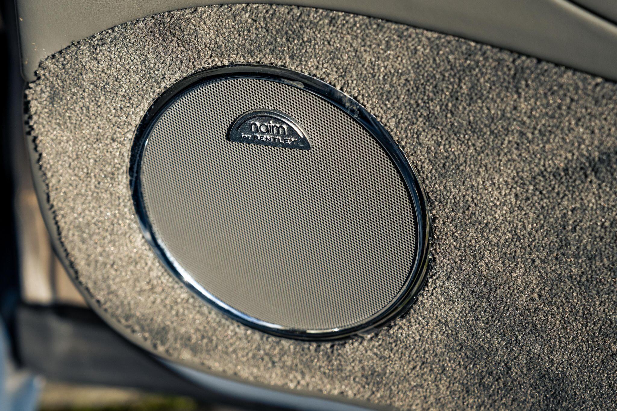 Bentley Mulsanne view 11