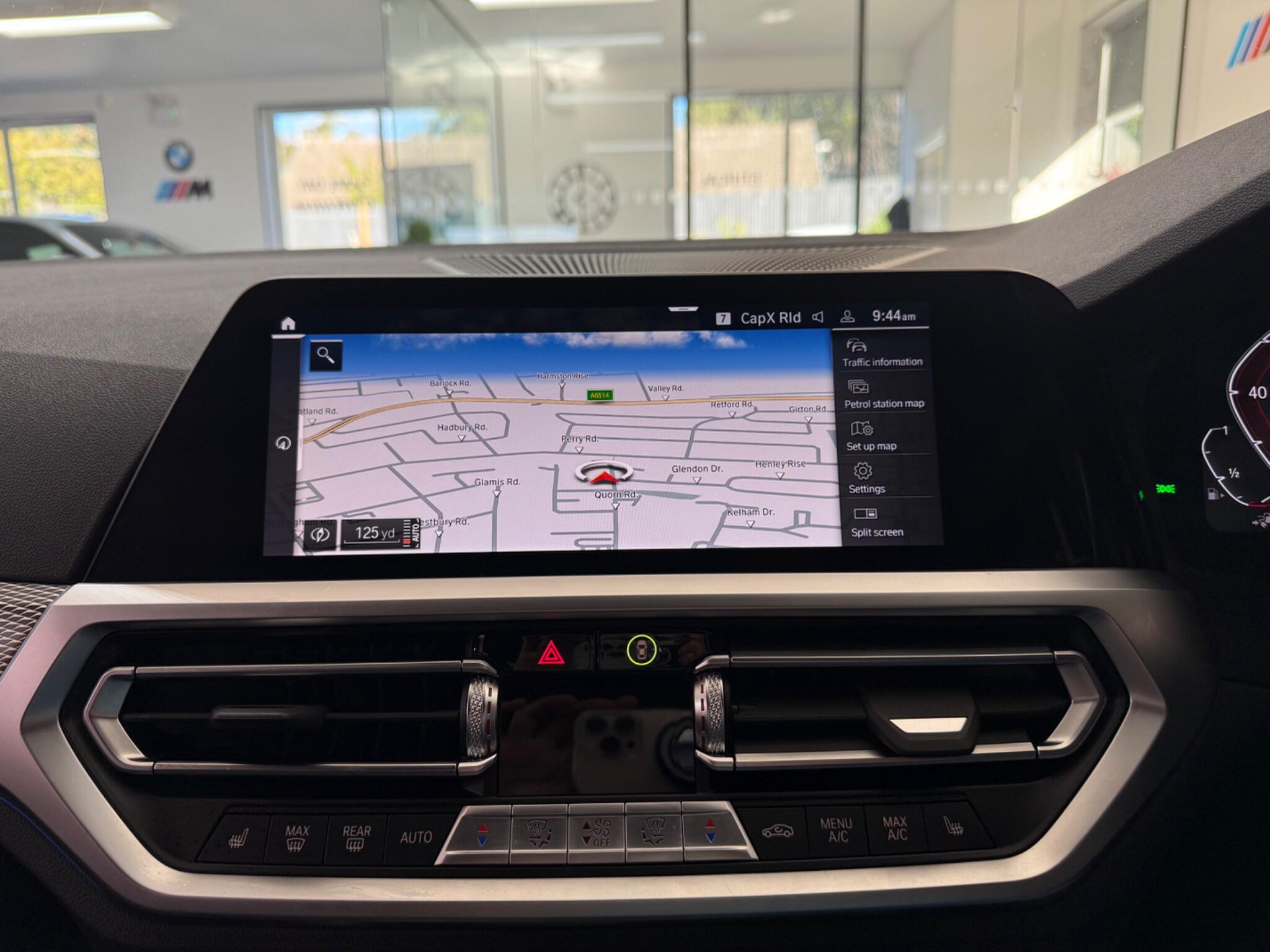 BMW 3 Series view 12