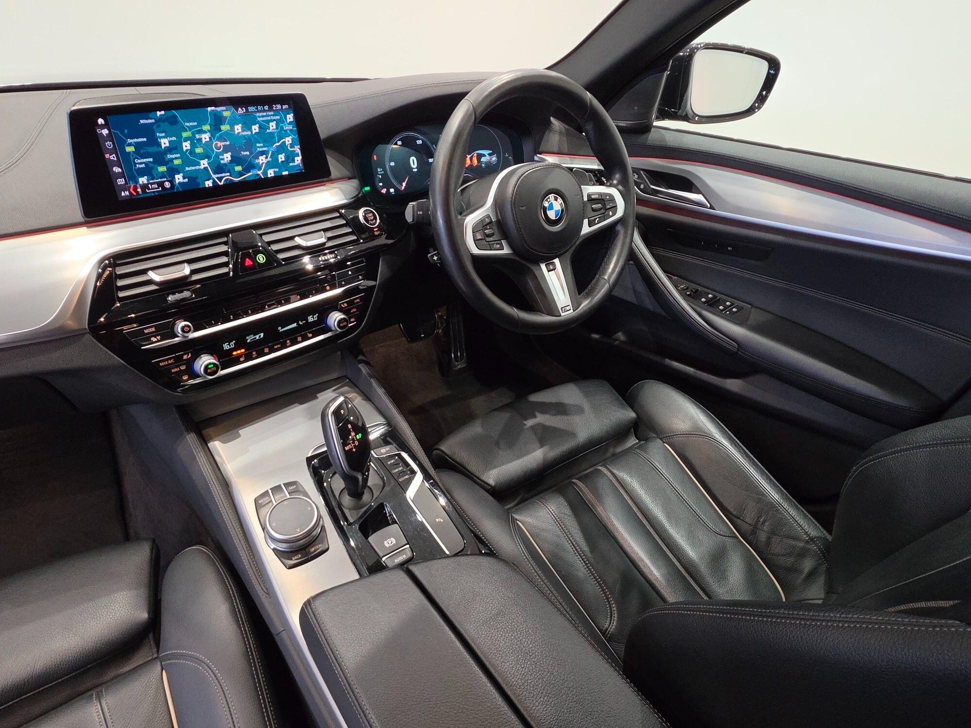 BMW 5 Series view 97
