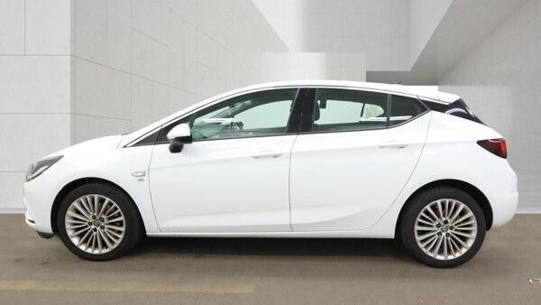 Vauxhall Astra view 7