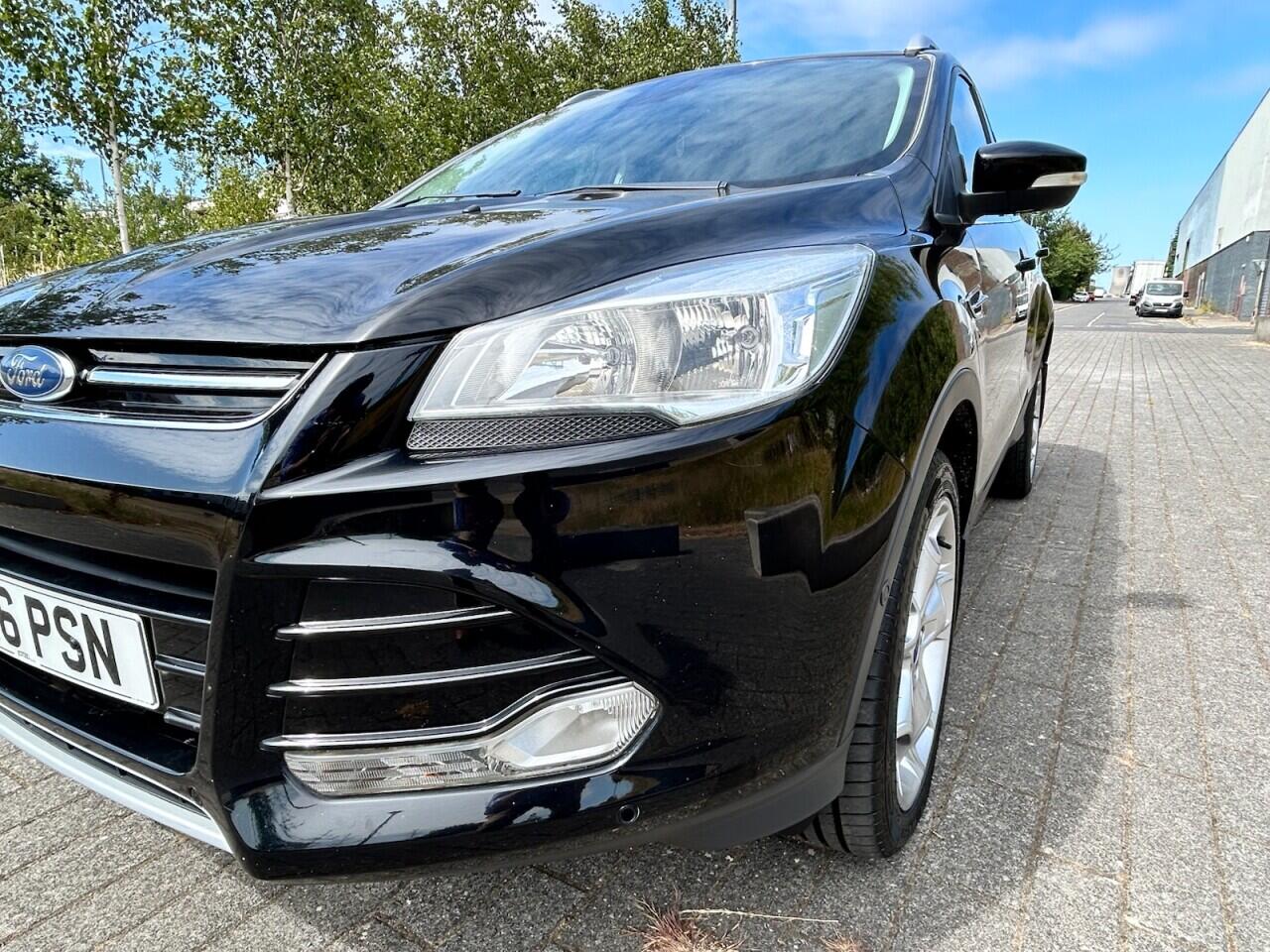 Ford Kuga view 8