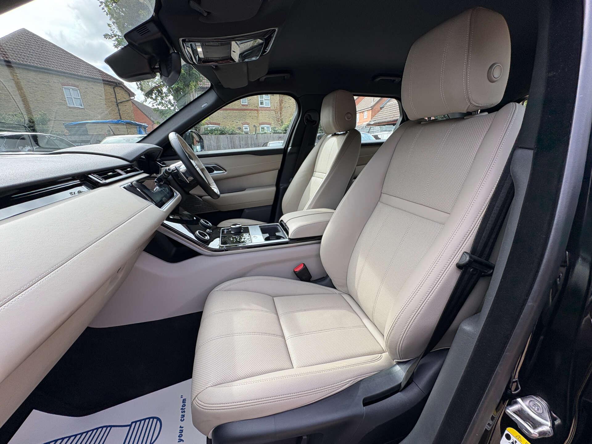Land Rover Range Rover Velar view 28