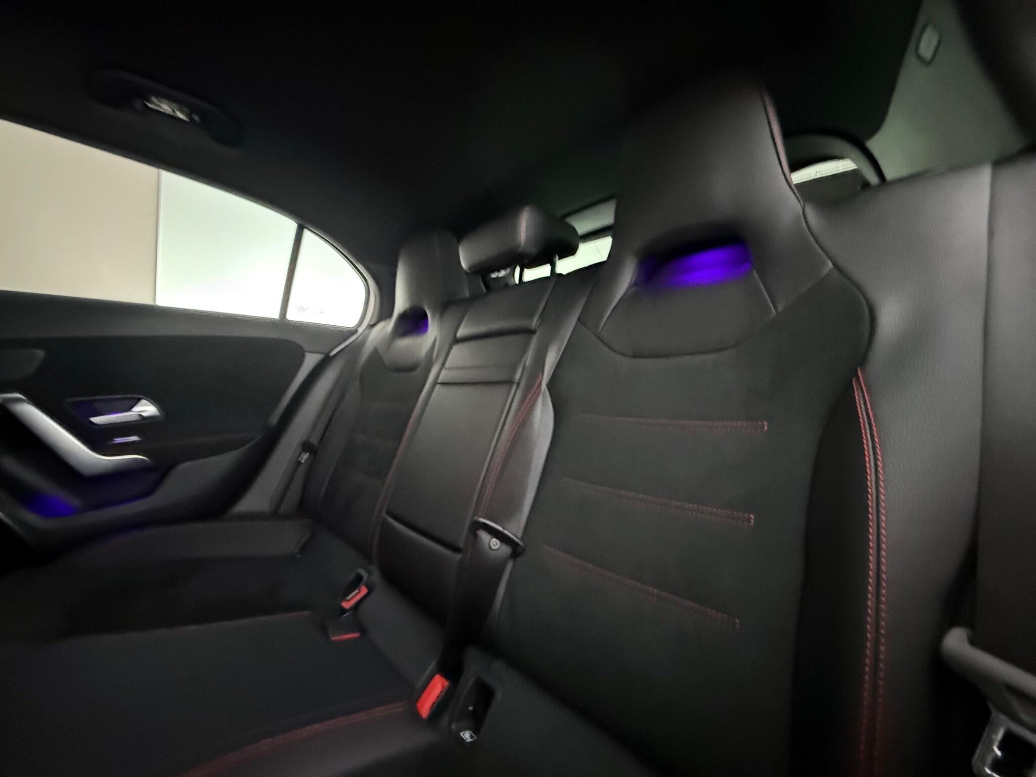 Mercedes-Benz A-Class view 32