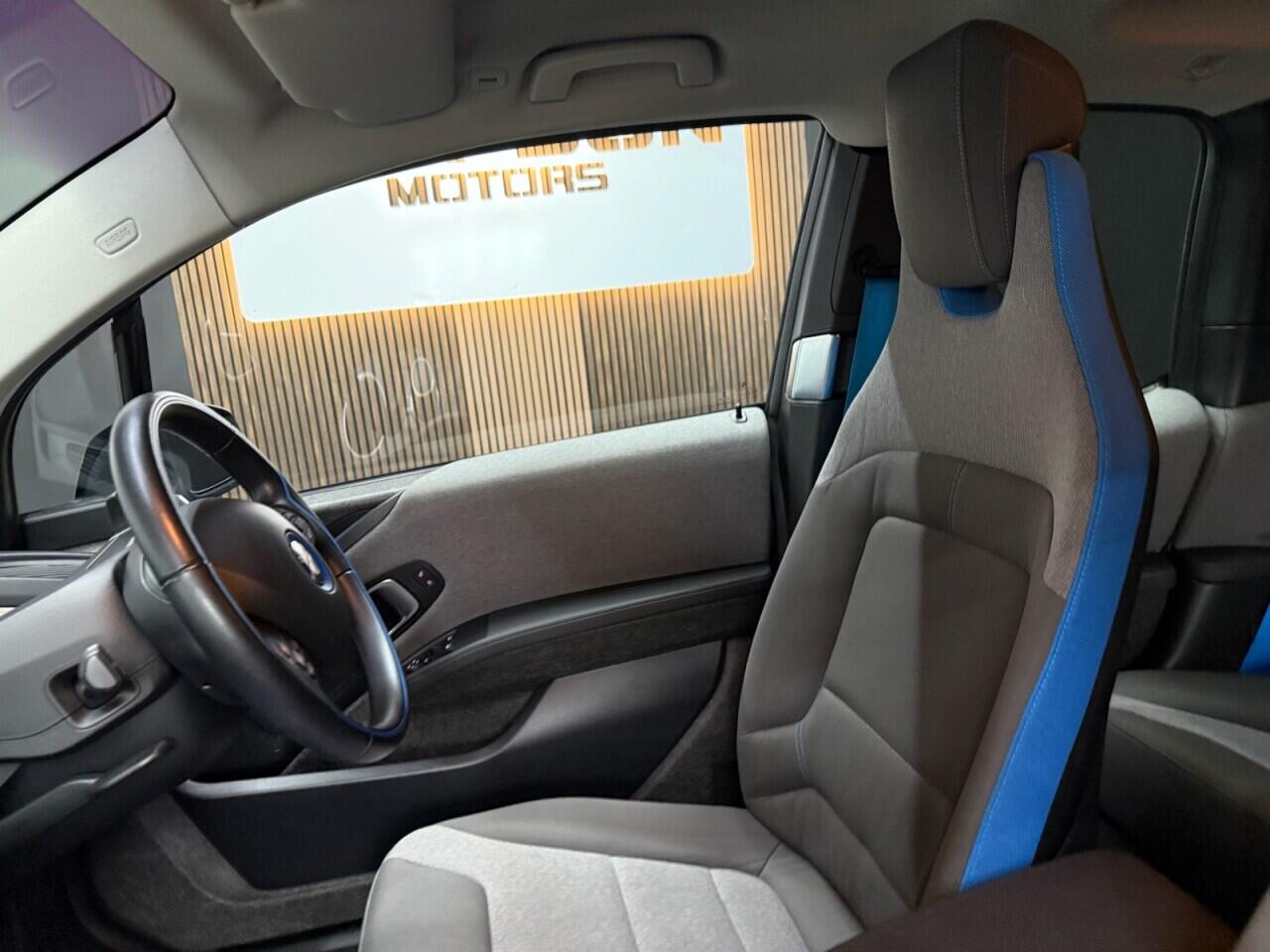 BMW I3 view 32