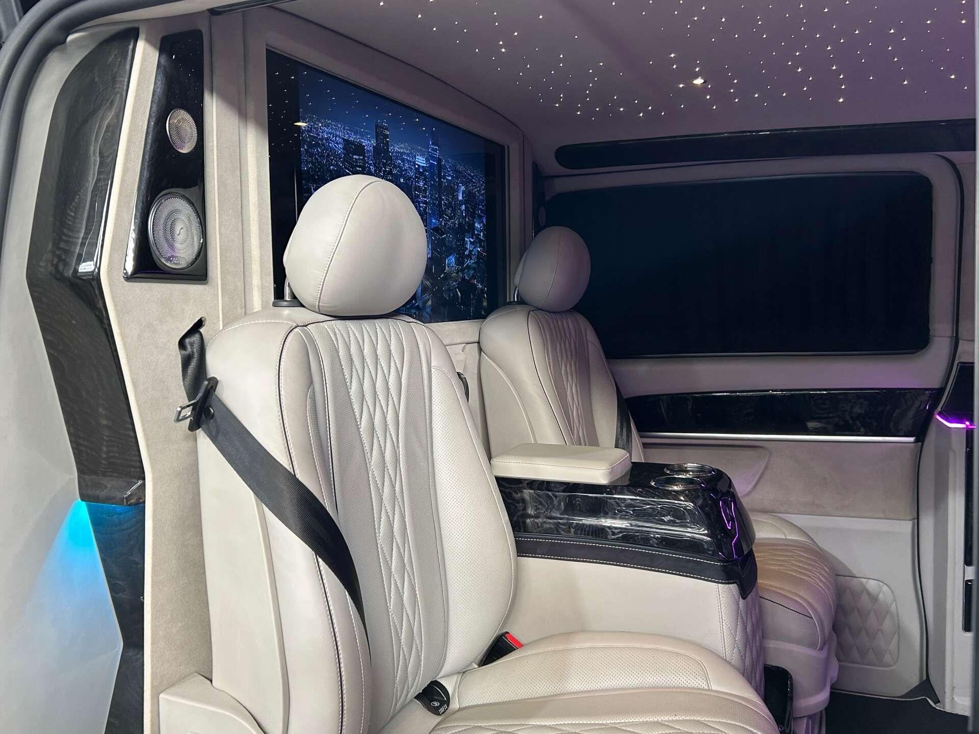 Mercedes-Benz V Class view 38