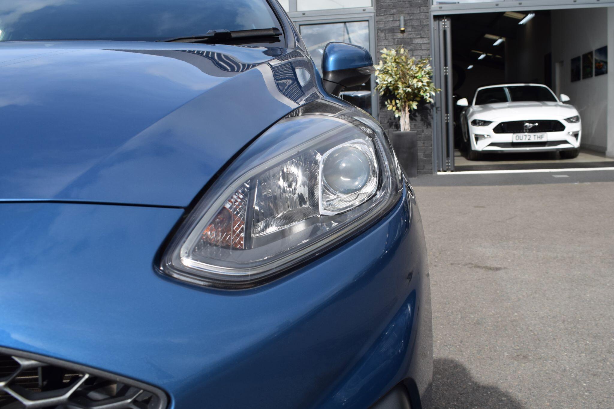 Ford Fiesta view 39