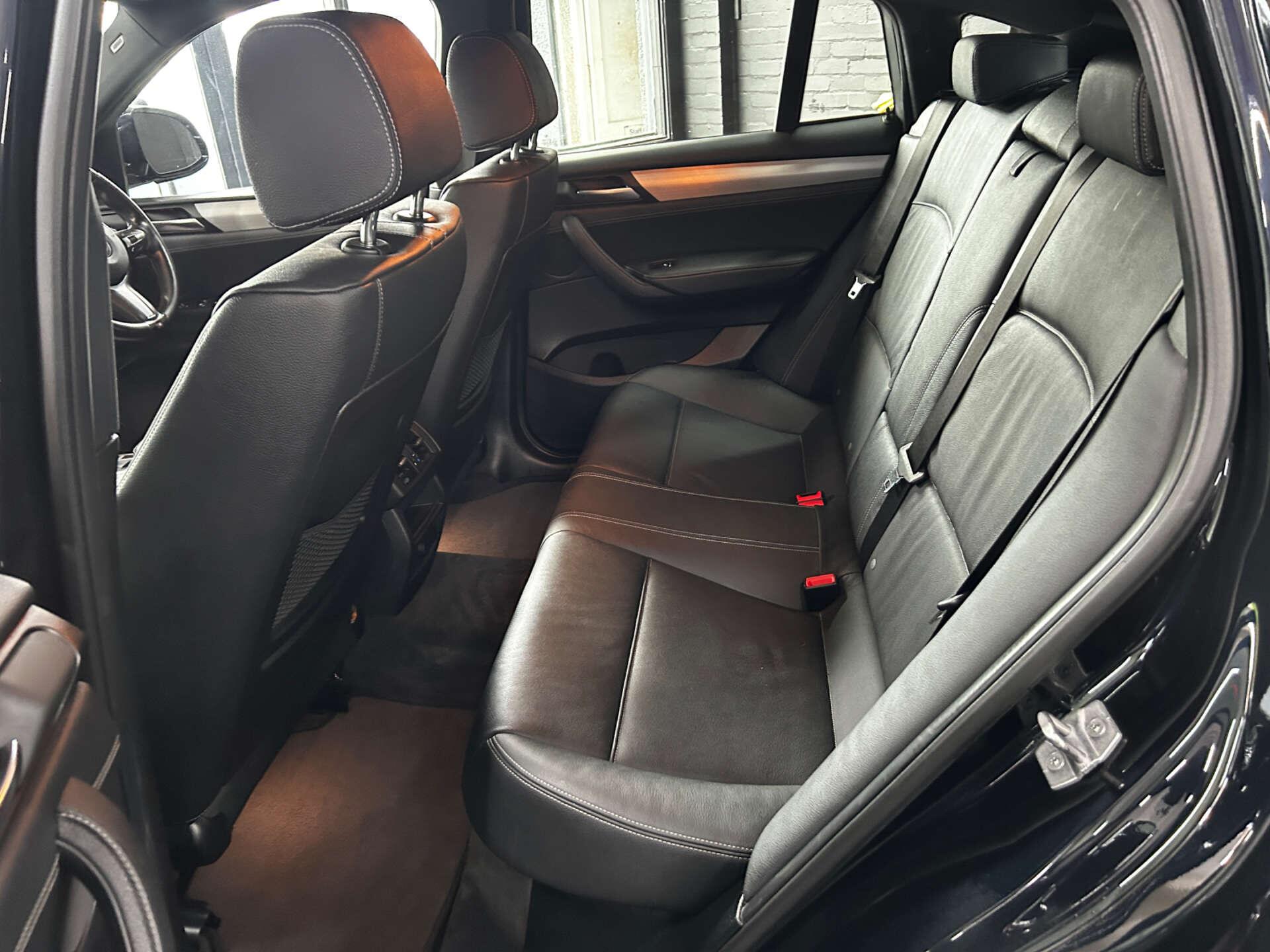 BMW X4 view 50