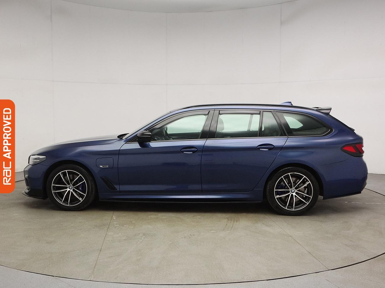 BMW 5 Series view 30