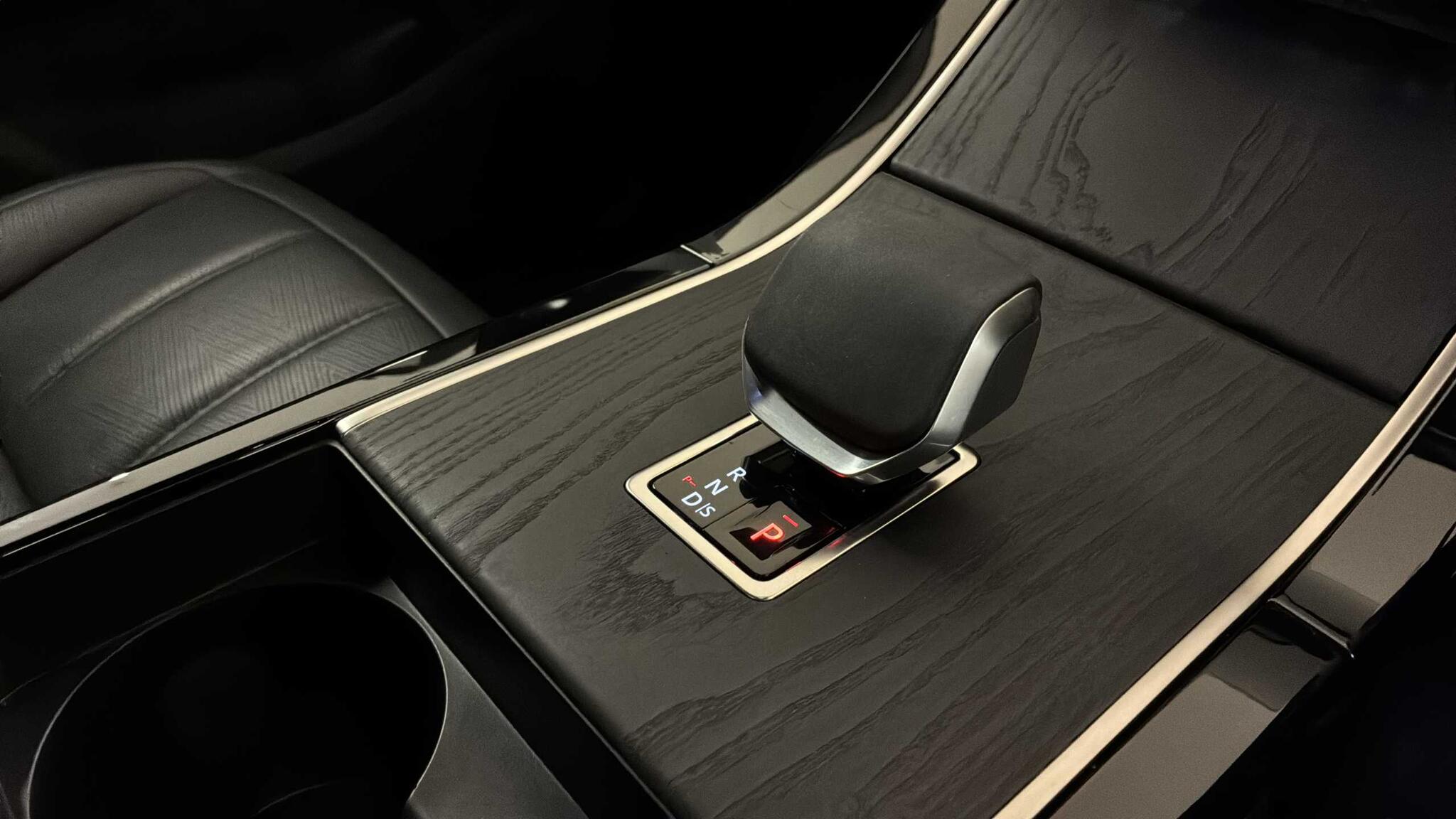 Land Rover Range Rover Evoque view 13