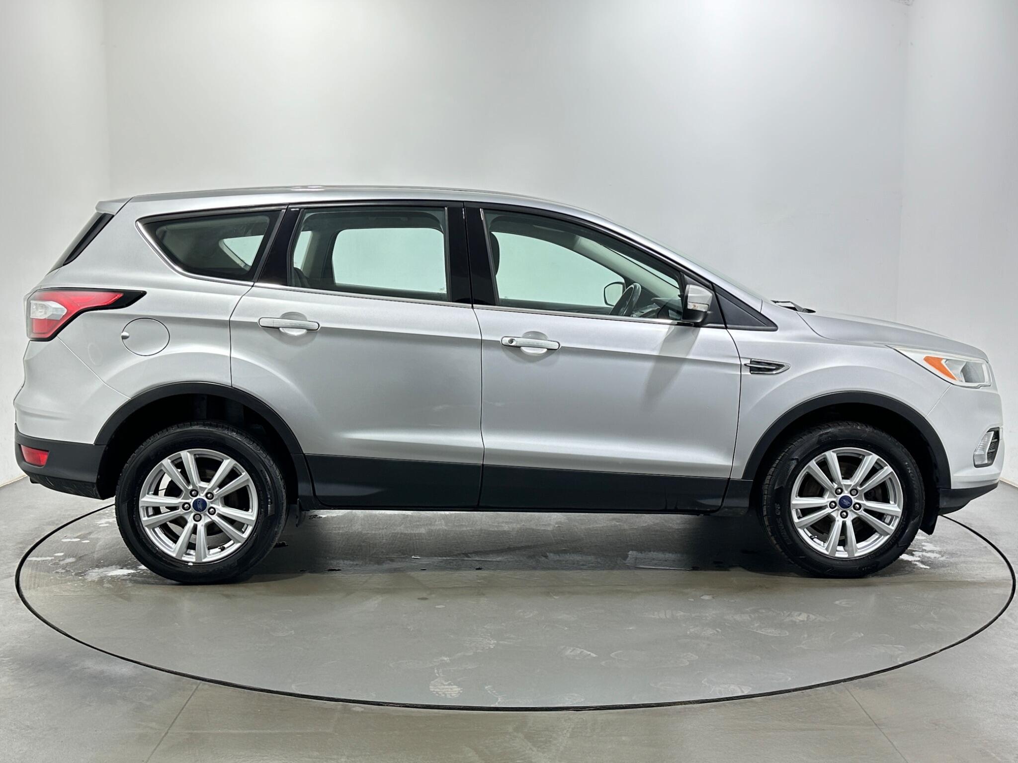 Ford Kuga view 9