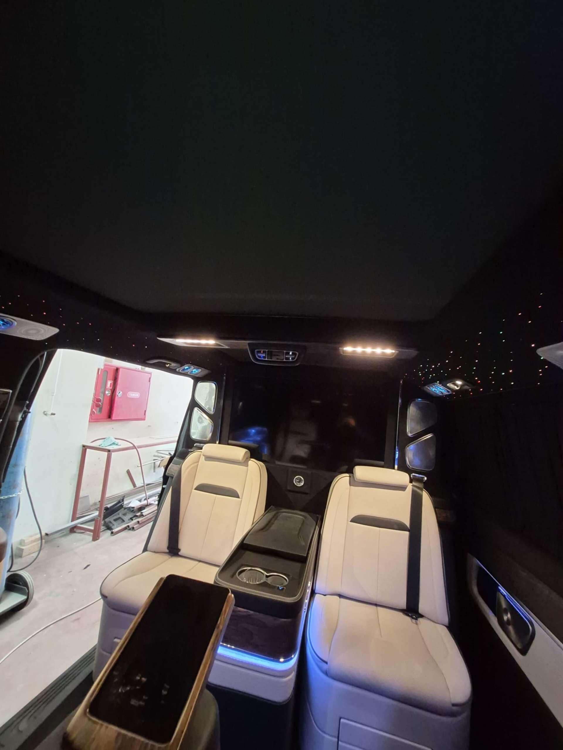 Mercedes-Benz Vito view 8