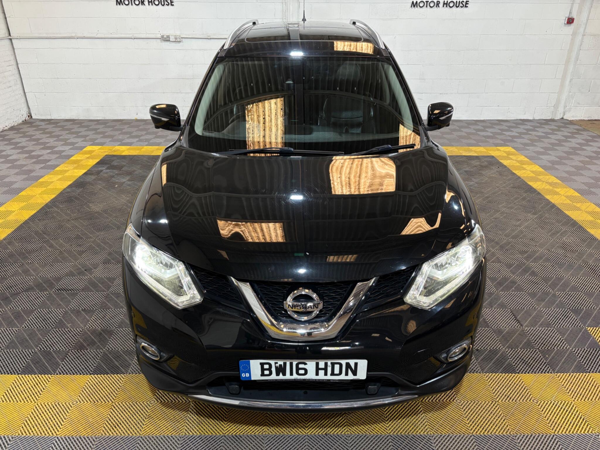 Nissan X-Trail view 64