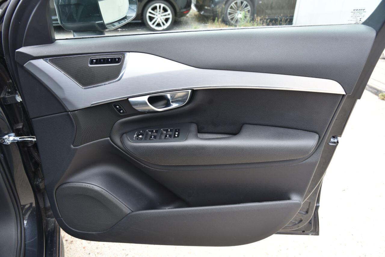 Volvo XC90 view 60