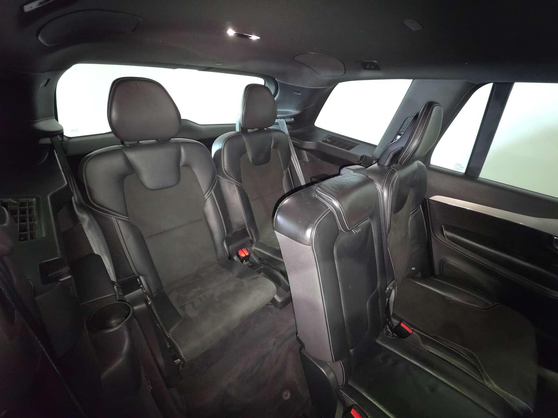 Volvo XC90 view 64