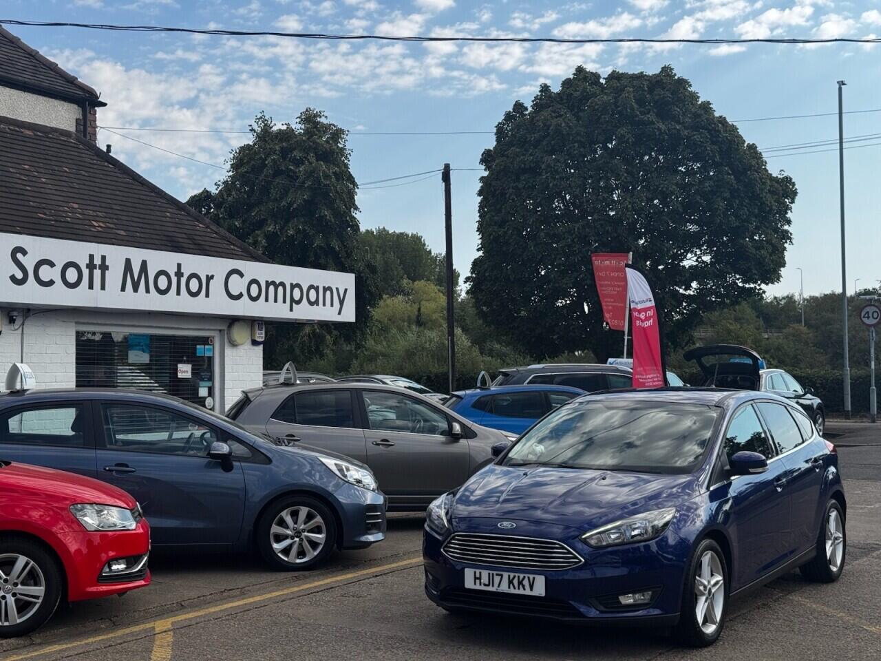 Ford Focus view 7