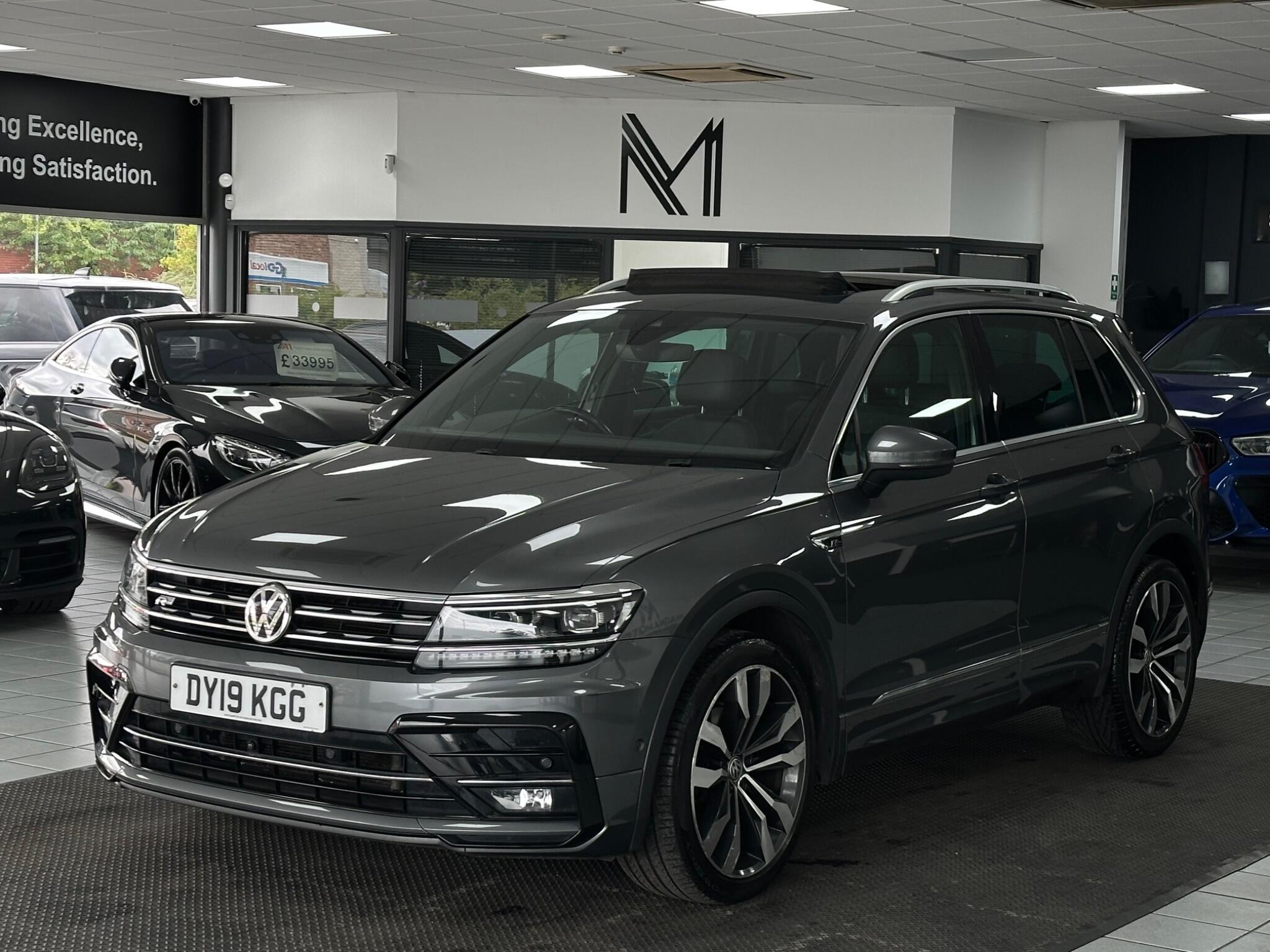 Volkswagen Tiguan view 8