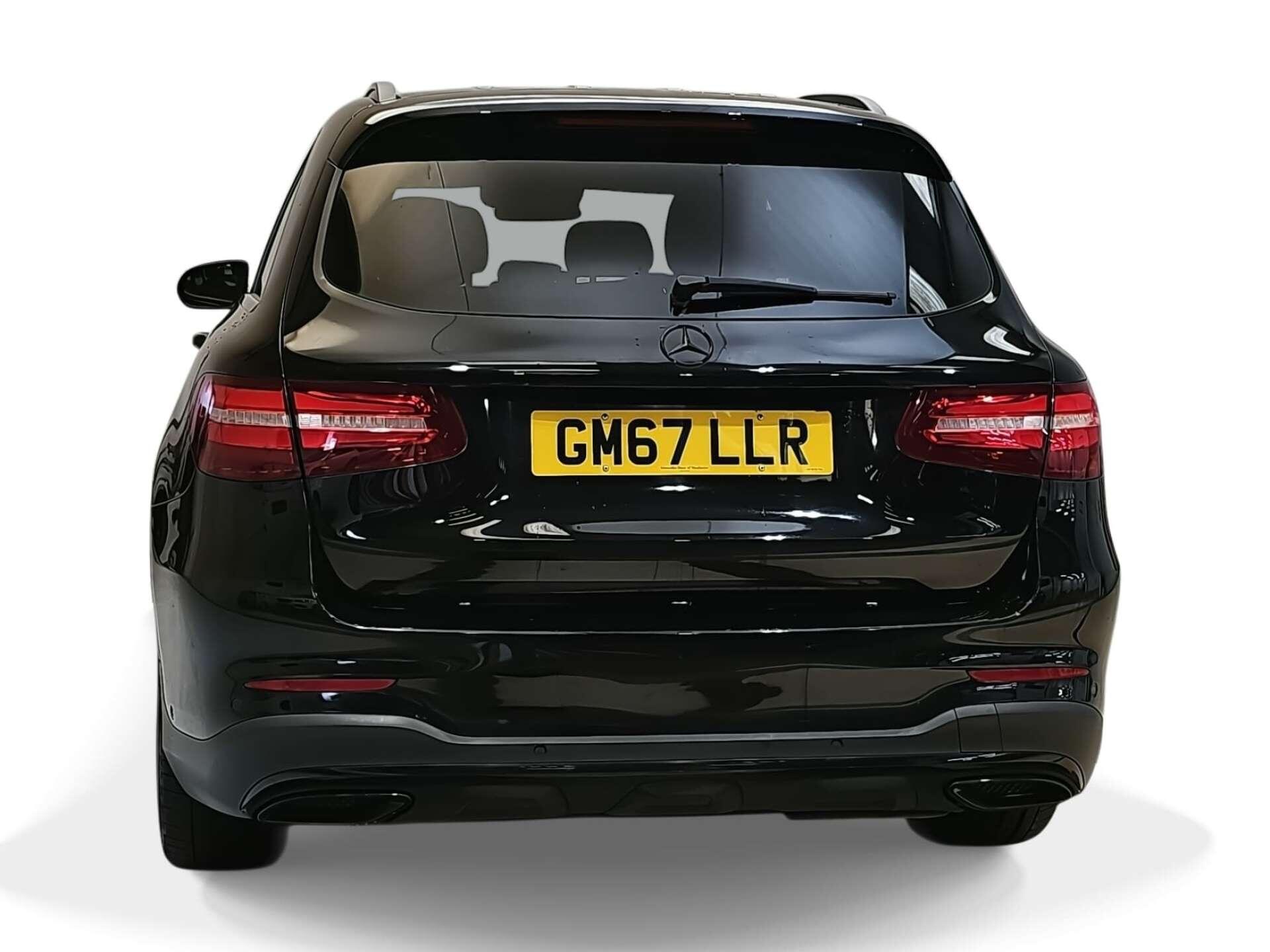 Mercedes-Benz GLC view 4