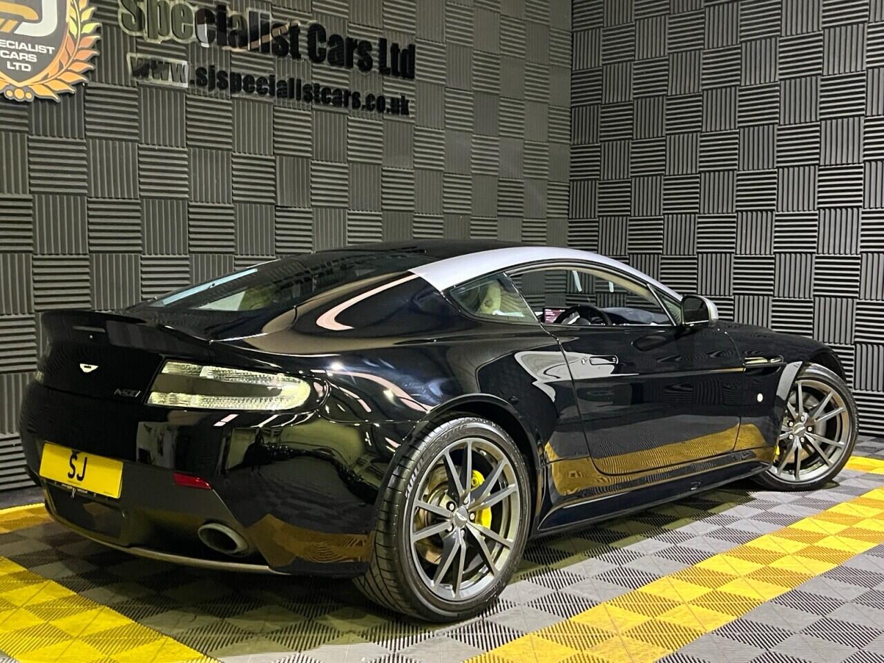 Aston Martin Vantage view 22